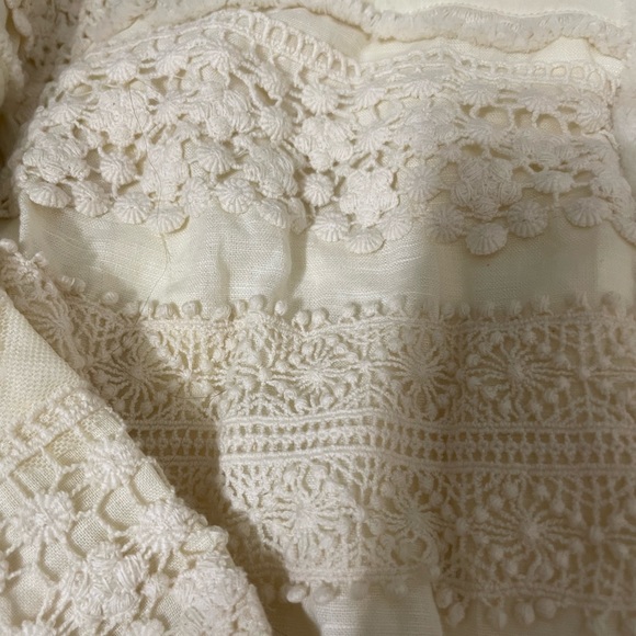 Mystree Crème Lace Blazer Jacket - Picture 3 of 6